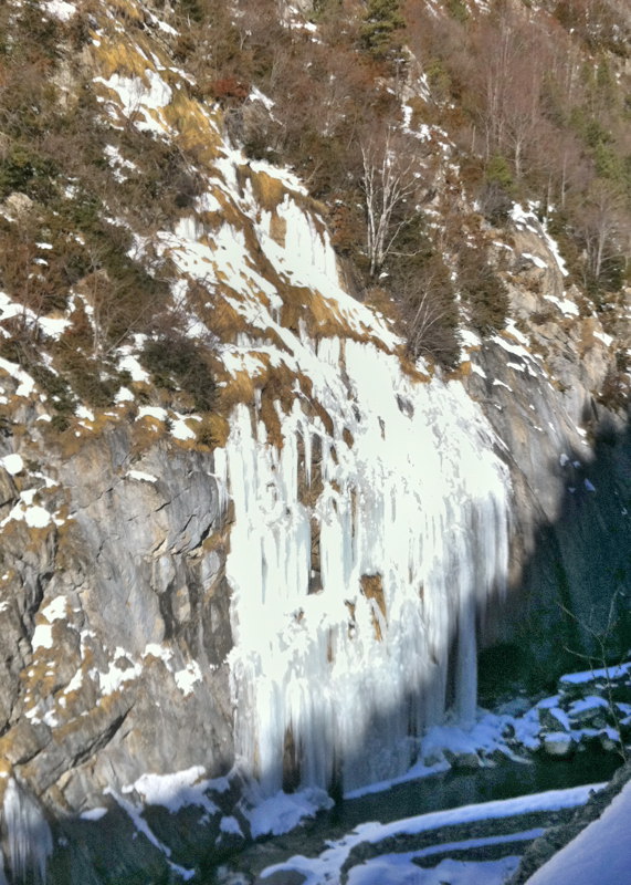 Cascada helada