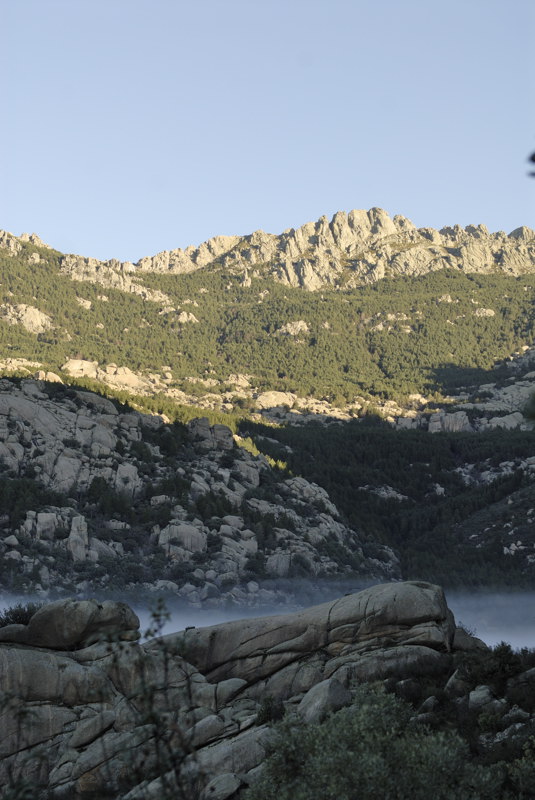 Vista del Cancho Centeno y Milaneras