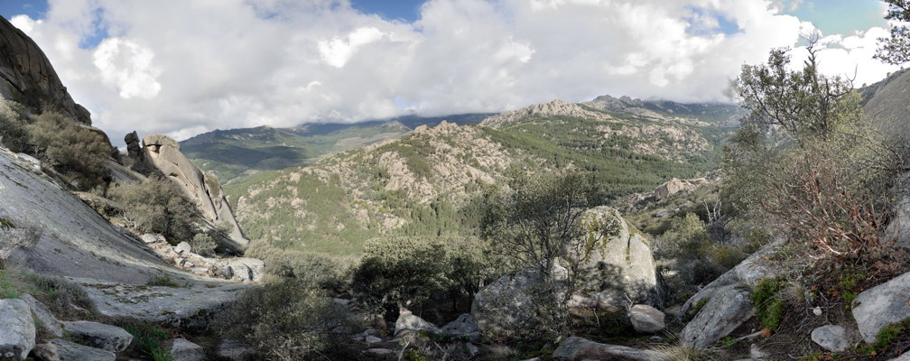 Panormica durante el ascenso a Pea Sirio