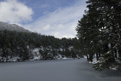 El embalse helado