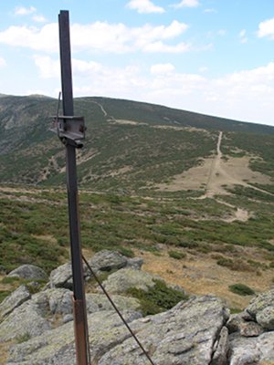 La cruz ante el Puerto