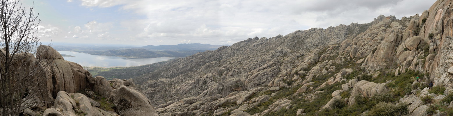 Panormica en las proximidades de La Torre inclinada