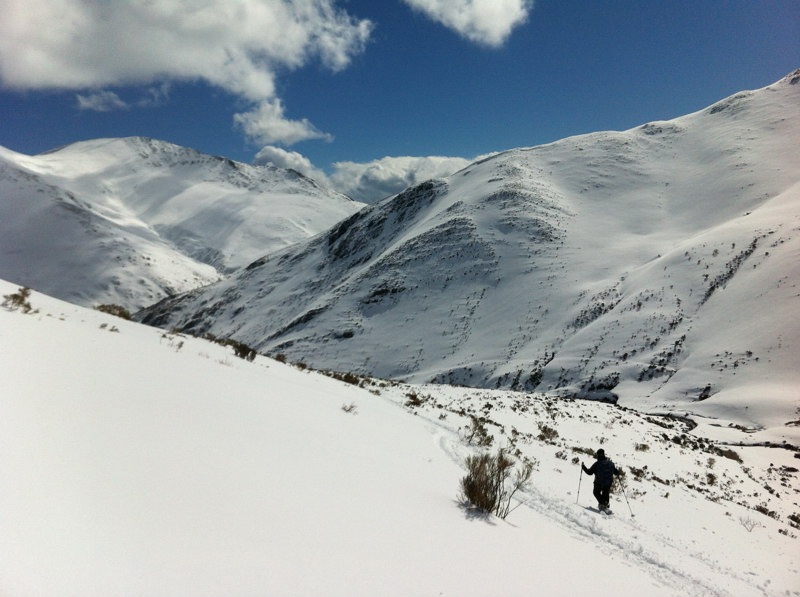 Descendiendo por la ladera